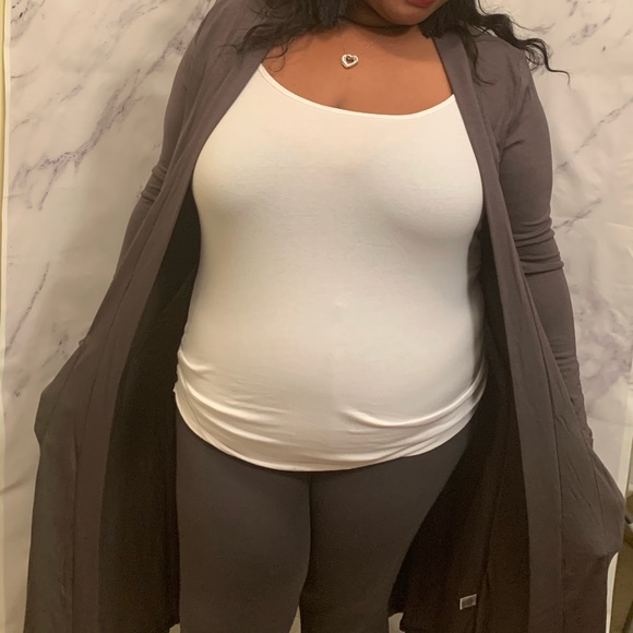 Gray Duster Set - Picture 2 of 5